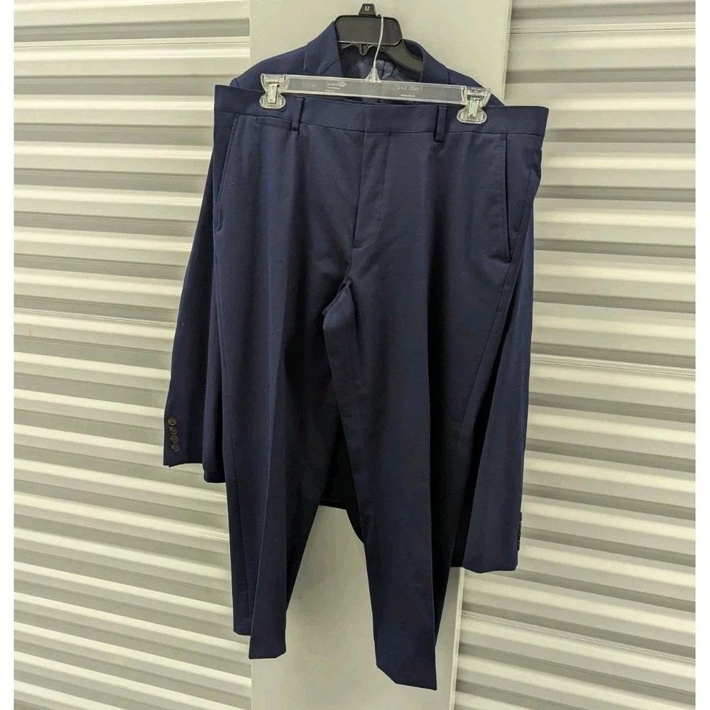 Quiet Luxury J. Ferrar Navy Stretch Slim Fit Suit 44R Business Wedding